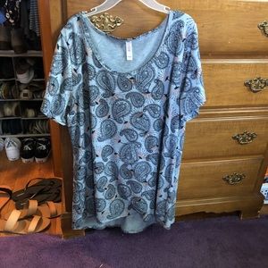 Lularoe Classic Tee